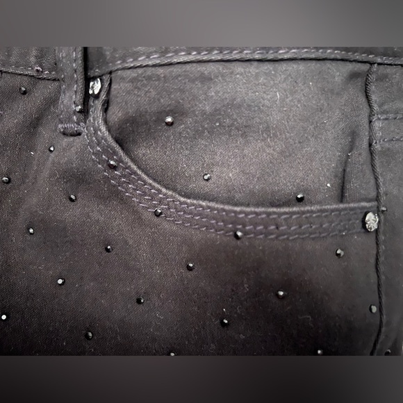 CACHE Black Denim Studded Black Bead/Stud Jean Pants Size 2 - Picture 12 of 12